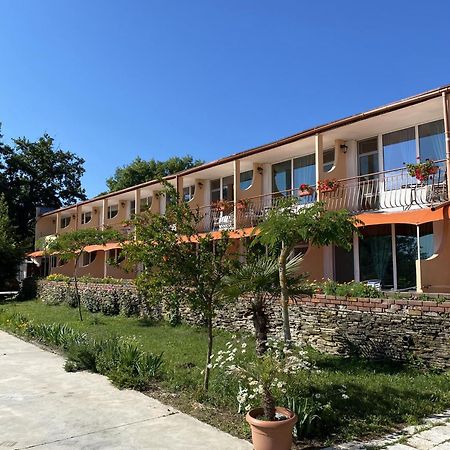 Hotel Surf Primorsko Zewnętrze zdjęcie
