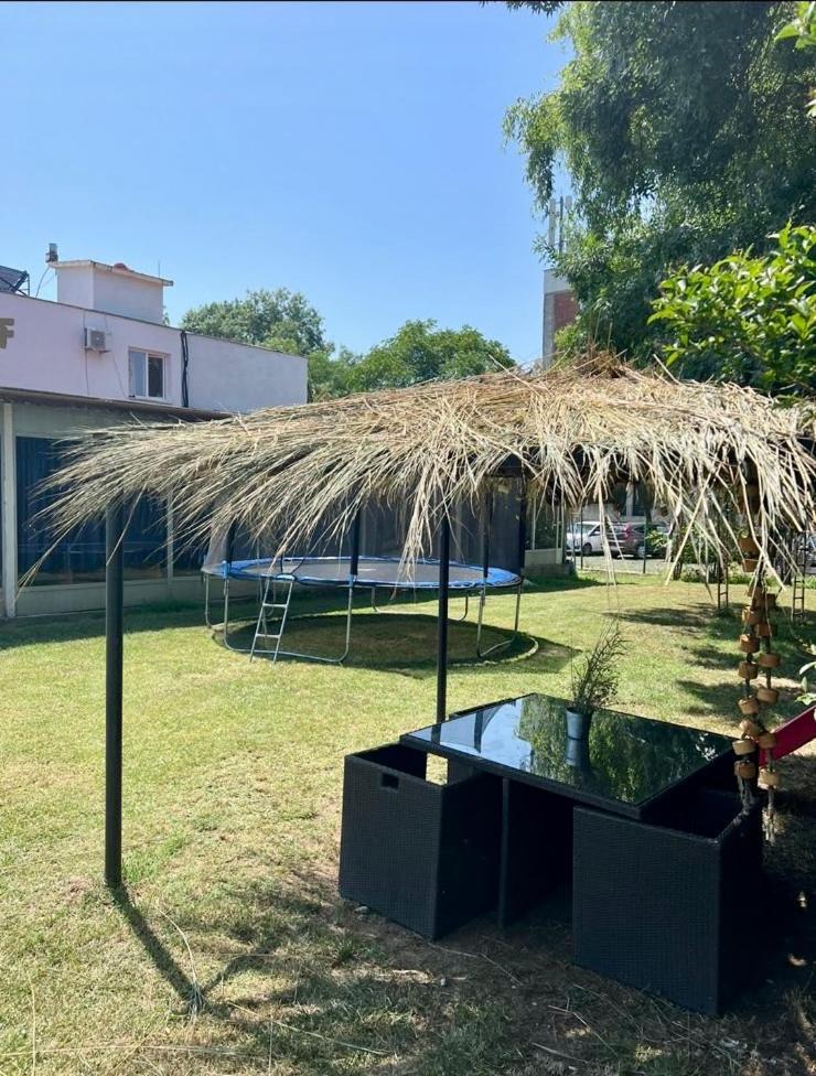Hotel Surf Primorsko Zewnętrze zdjęcie